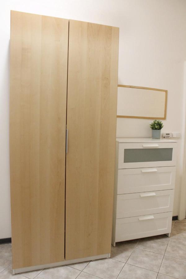 Modern Apartment Ve Smeckach 28 Prague Ngoại thất bức ảnh
